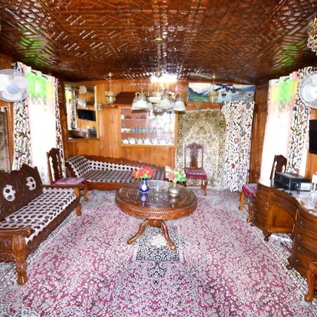 Heritage Shreen Houseboat Srīnagar Extérieur photo