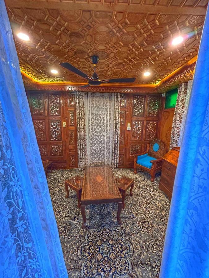 Heritage Shreen Houseboat Srīnagar Extérieur photo